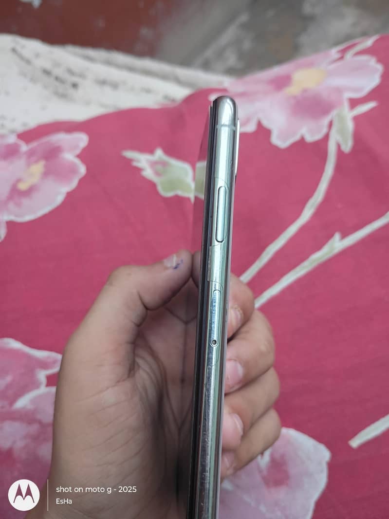 Apple iPhone X 2