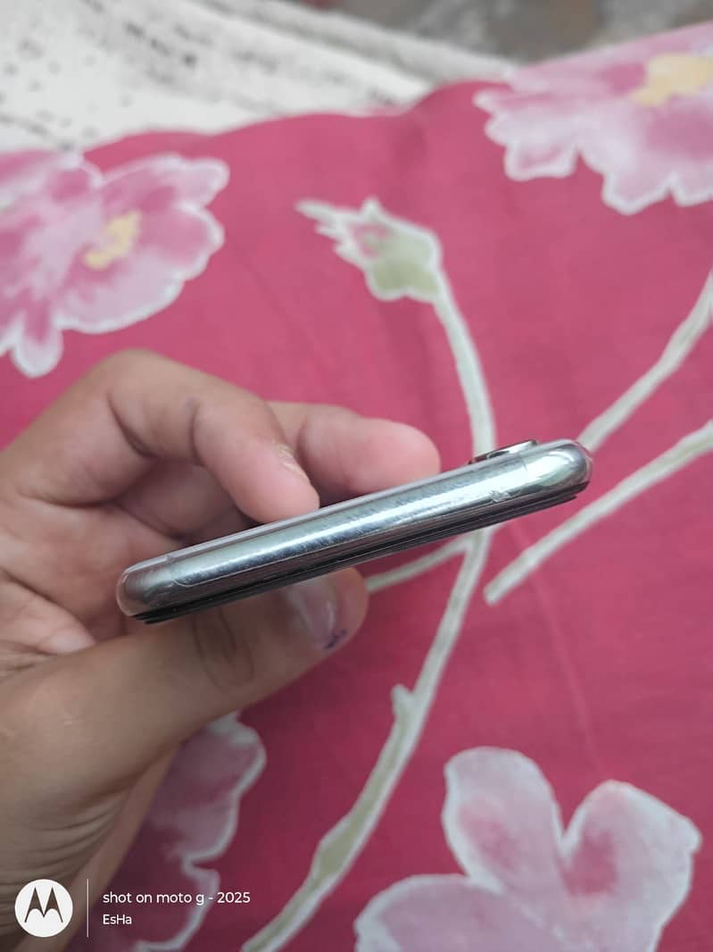 Apple iPhone X 5