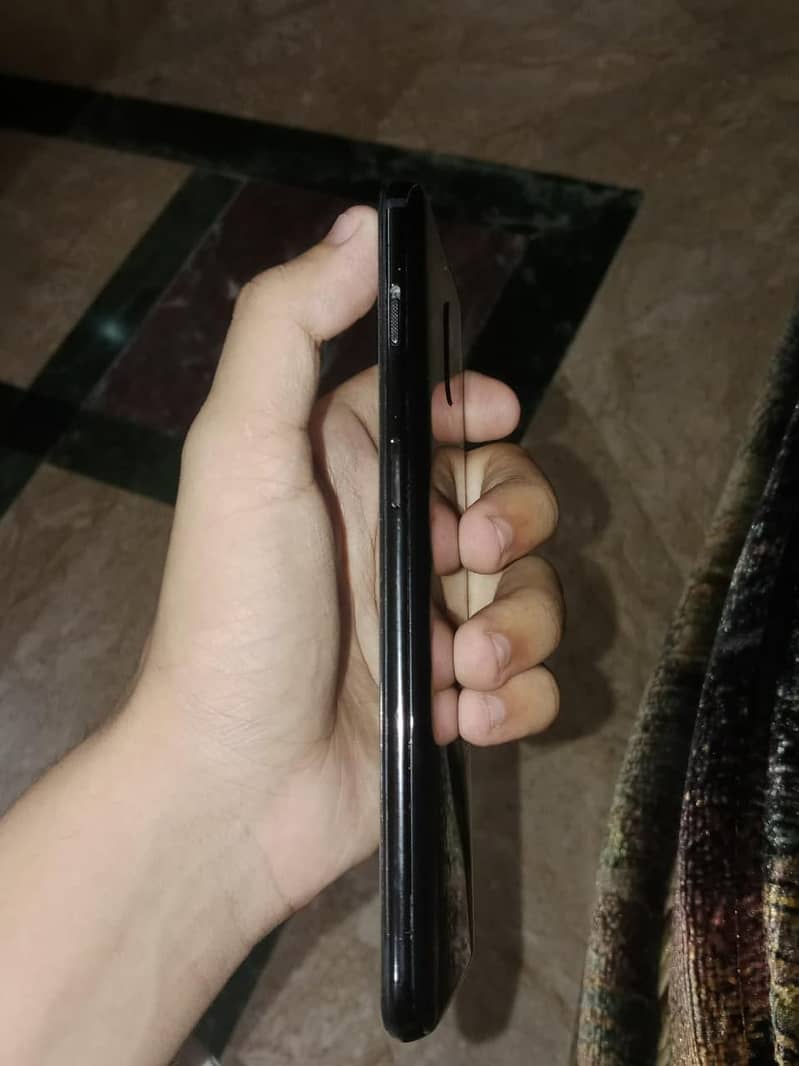 One Plus 6T 3