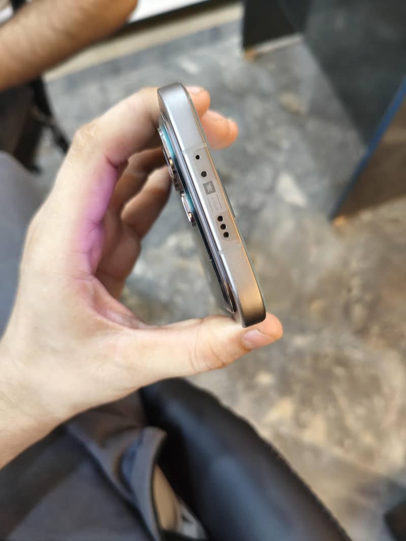 INFINIX  NOTE 60 PRO 3