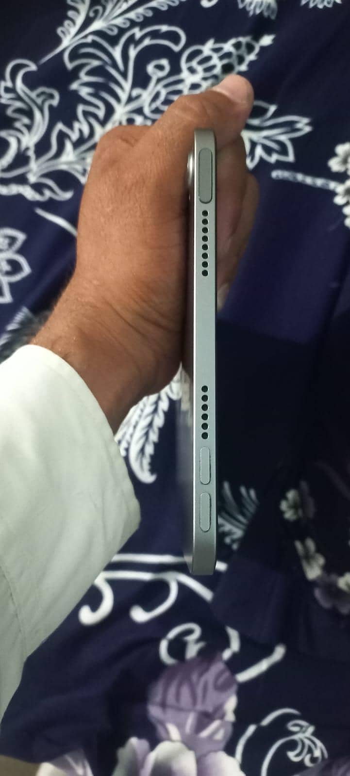 ipad mini 7 silver colour 0