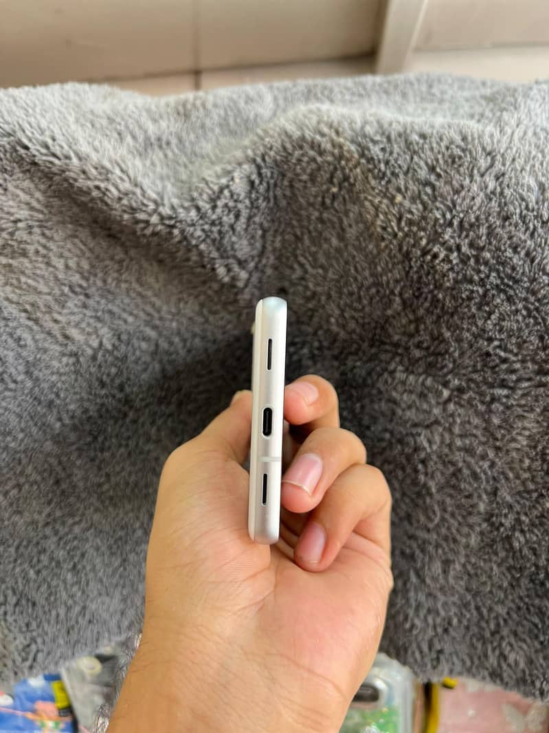 Google Pixel 6a 7a 1