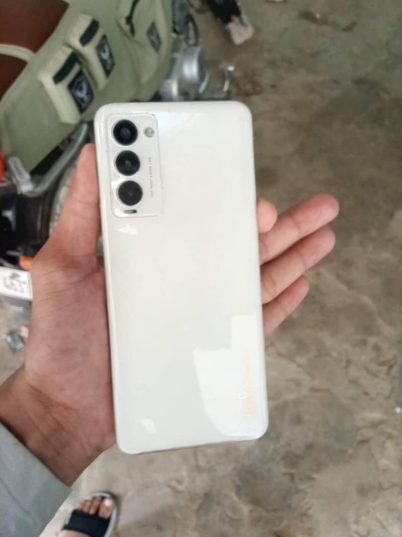 Tecno Camon 18 1