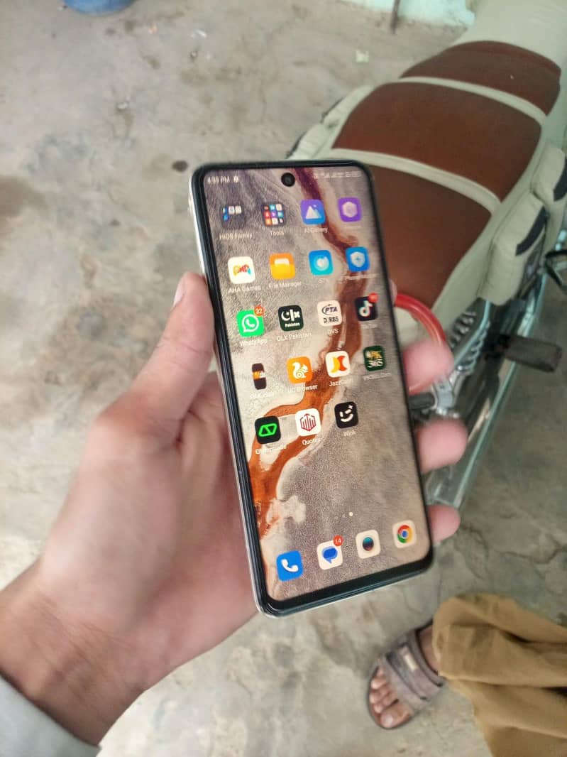 Tecno Camon 18 5