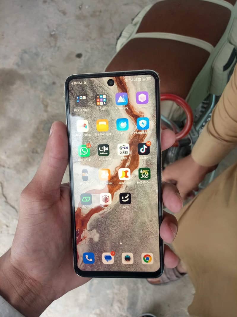 Tecno Camon 18 8