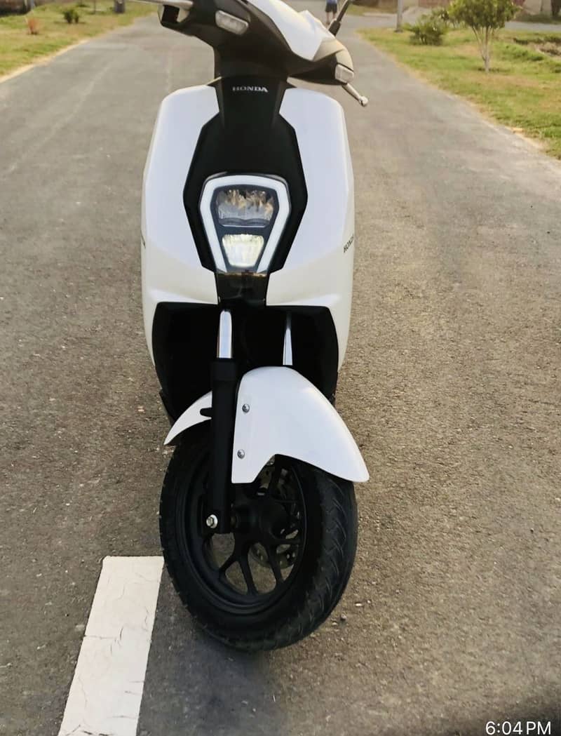 Honda icon e 2