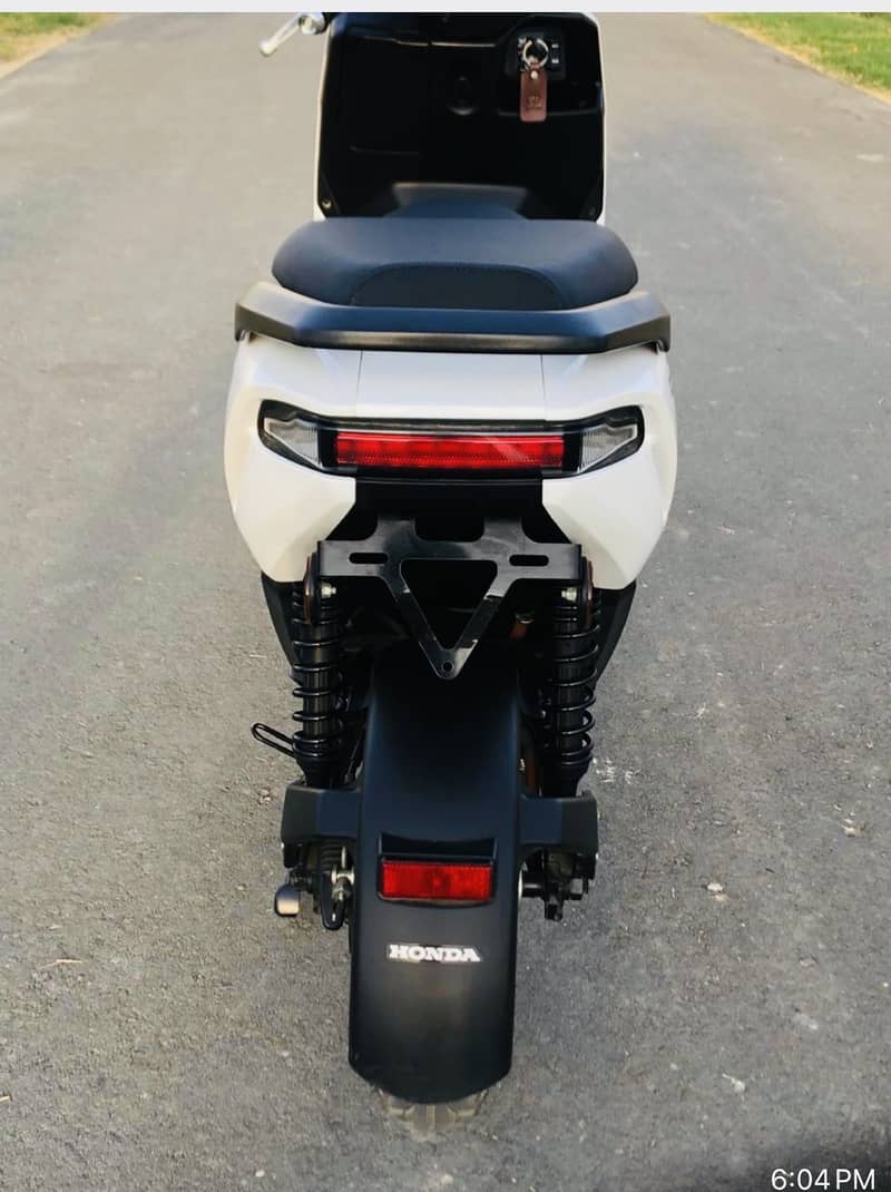 Honda icon e 5