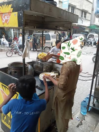 FRIES STALL WITH ALL EQUIPMENT (SAMAN)