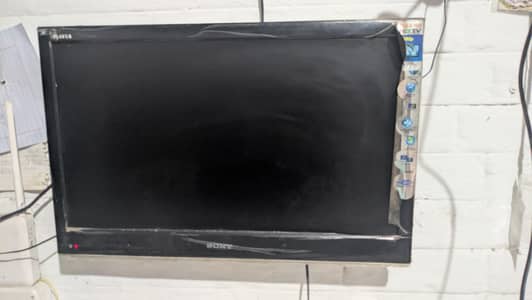 tv / monitor for sale led