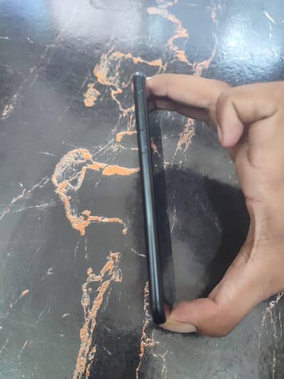 Apple iPhone SE 2020