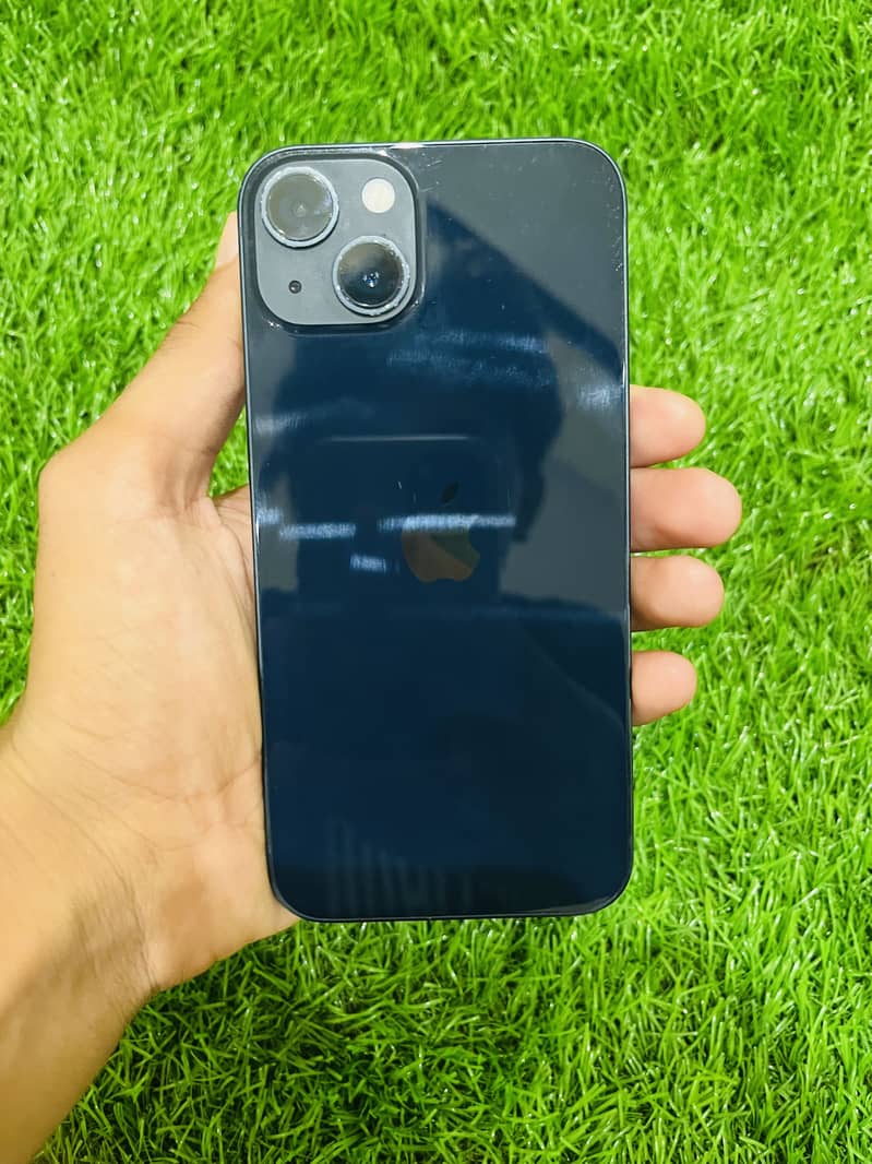 Apple iPhone 13 3