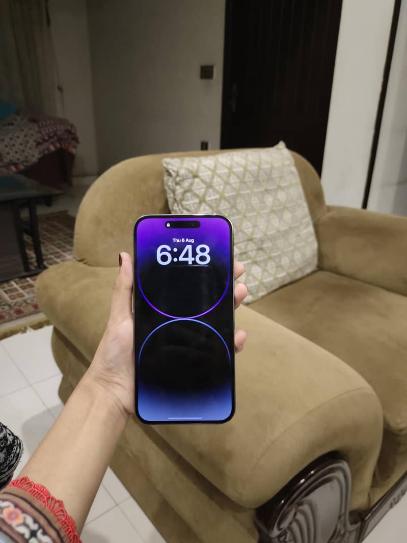 iPhone 14 pro max 2