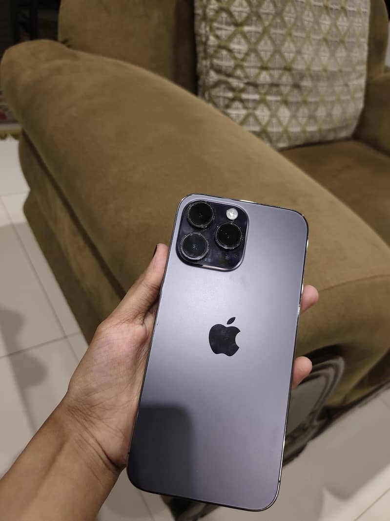 iPhone 14 pro max 3
