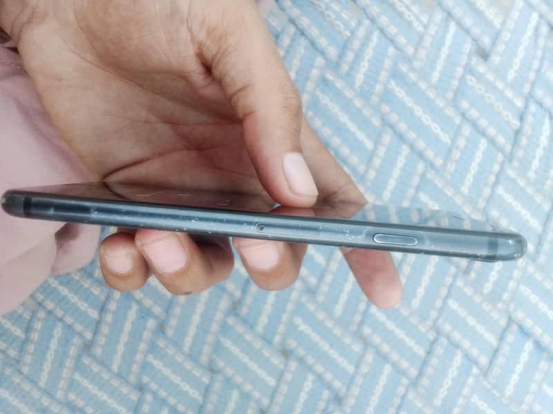 Apple iPhone 7 1