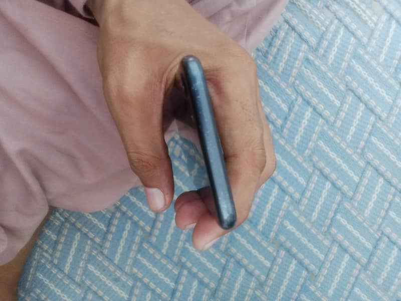Apple iPhone 7 5