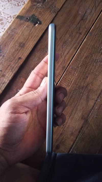 Vivo Y21
