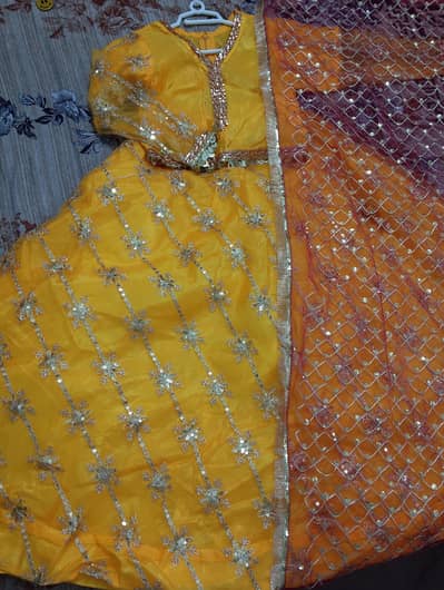 mehndi lehnga for sale