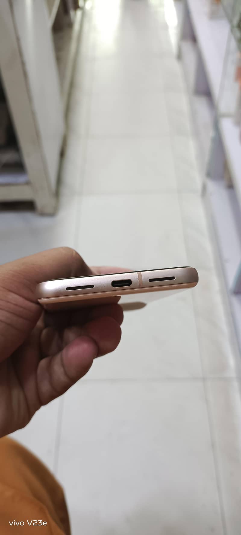 Google Pixel 8 6