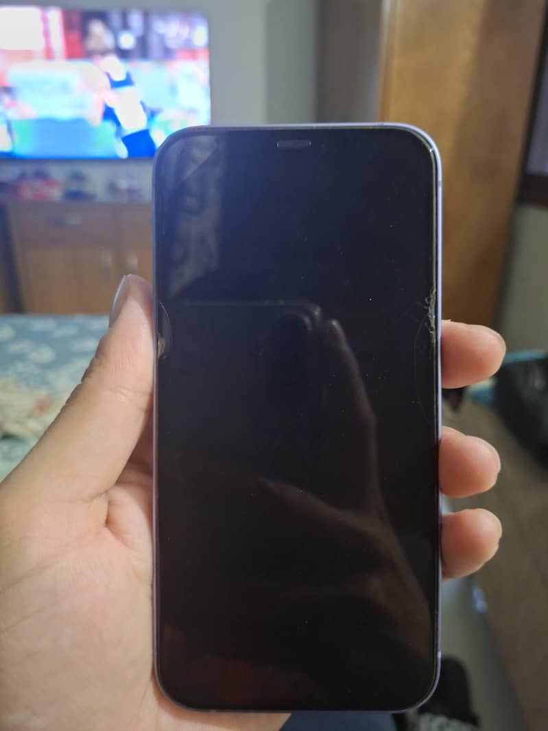 Iphone 12 3