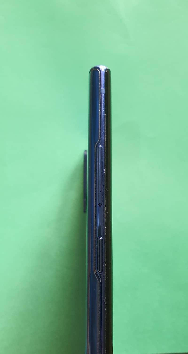 Samsung Mobile Note 10 Plus 2