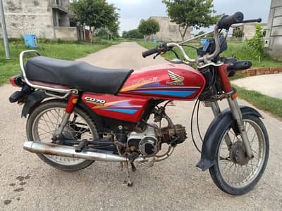Honda CD 70 Red