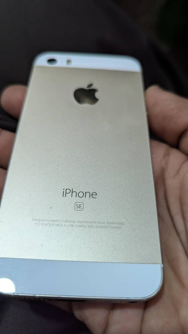 Apple iPhone SE 0