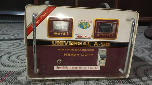 Universal A-50 Heavy Duty Voltage Stabilizer 5000 Watts – Working