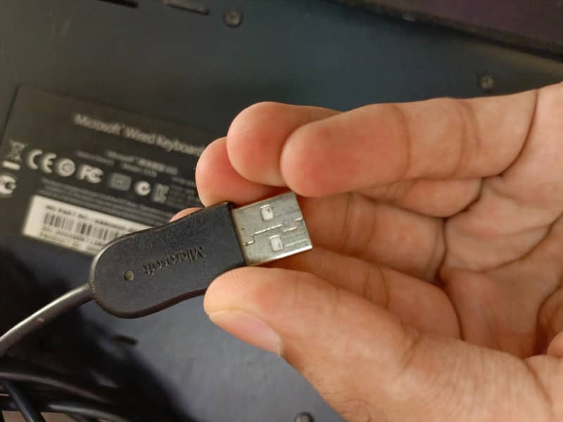 Microsoft Wired Keyboard 9