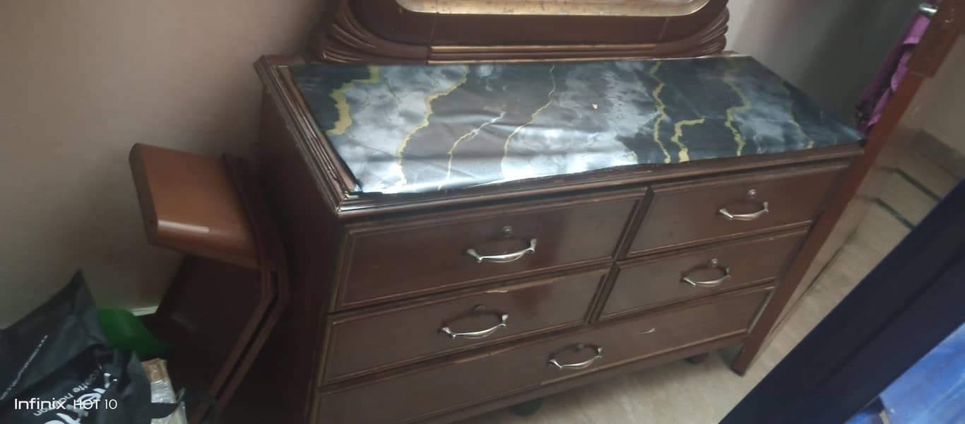 dressing table 1