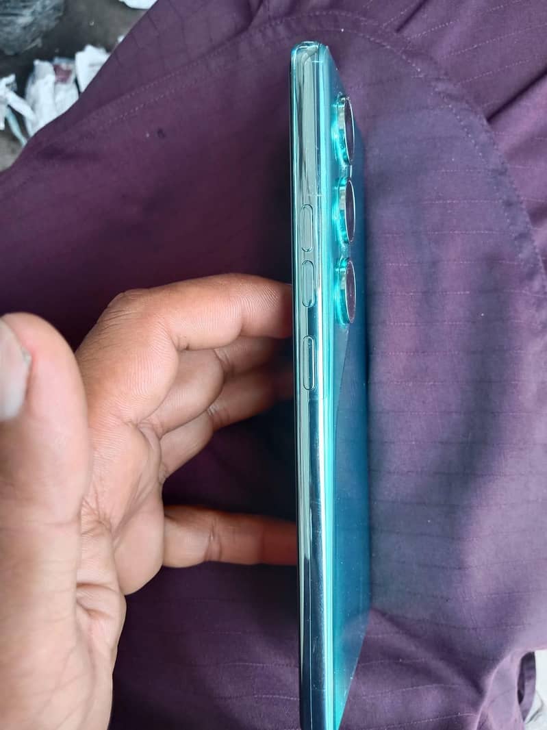 Tecno CAMON 40 4