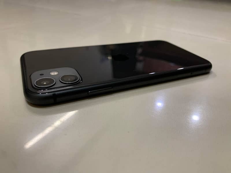 Apple iPhone 11 2