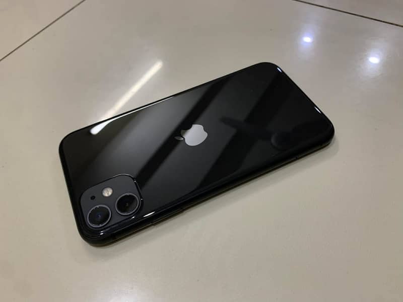 Apple iPhone 11 3