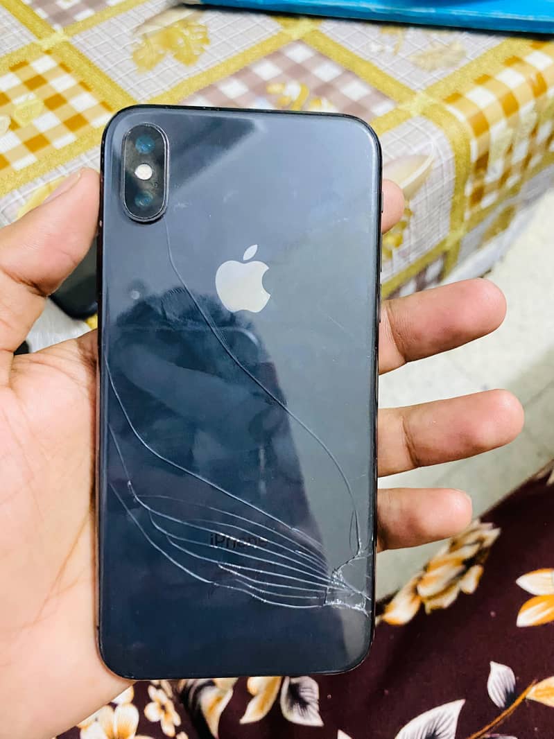Apple iPhone X 4