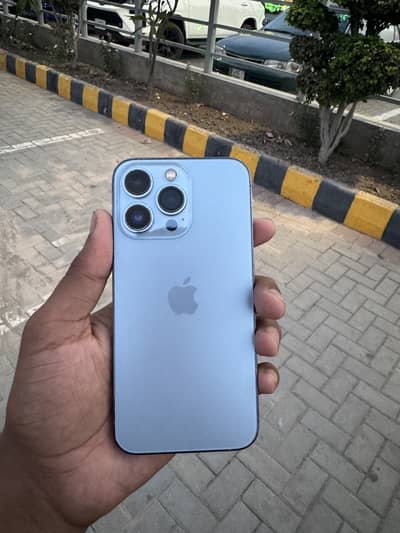 Apple iPhone 13 Pro
