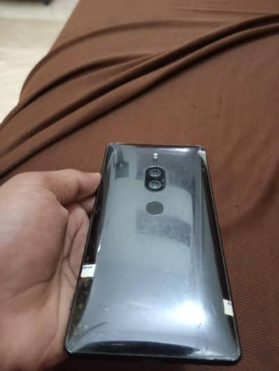 Sony XZ2