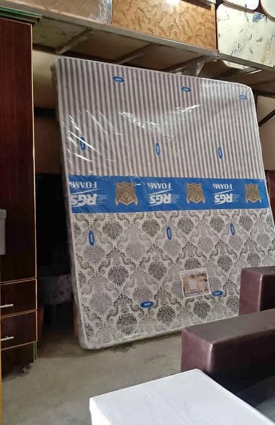 Brand New Double 5 inch mattress.