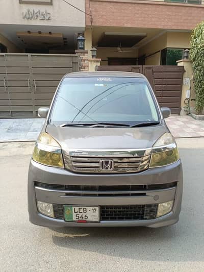 Honda Life 2011