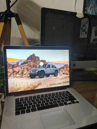 MacBook Pro Retina 15-inch Early 2013 – Core i7 | 8GB RAM