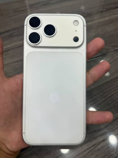 Apple iPhone 17 Pro Max jv