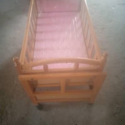 baby cot (jhula) 45000× 30000only