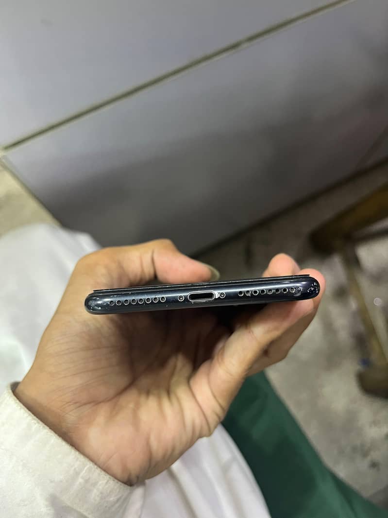 Apple iPhone 7 Plus 4
