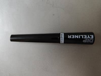 Dip Eyeliner Black - Relove by Revolution