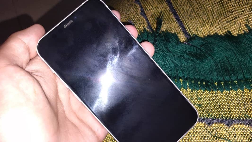 Apple iPhone 12 mini 2