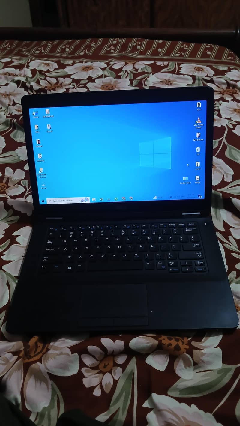 Dell laptop E5470 1