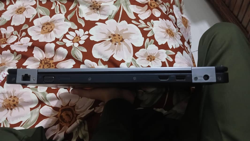 Dell laptop E5470 8