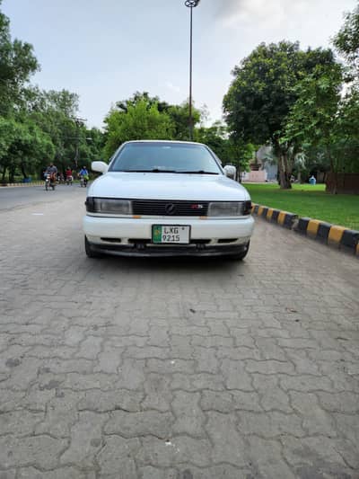 Nissan Sunny 1990 Japan model