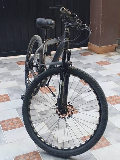 SpaceBaby Gear 29 Inch High Quality Disc Brakes Imported Bicycle.