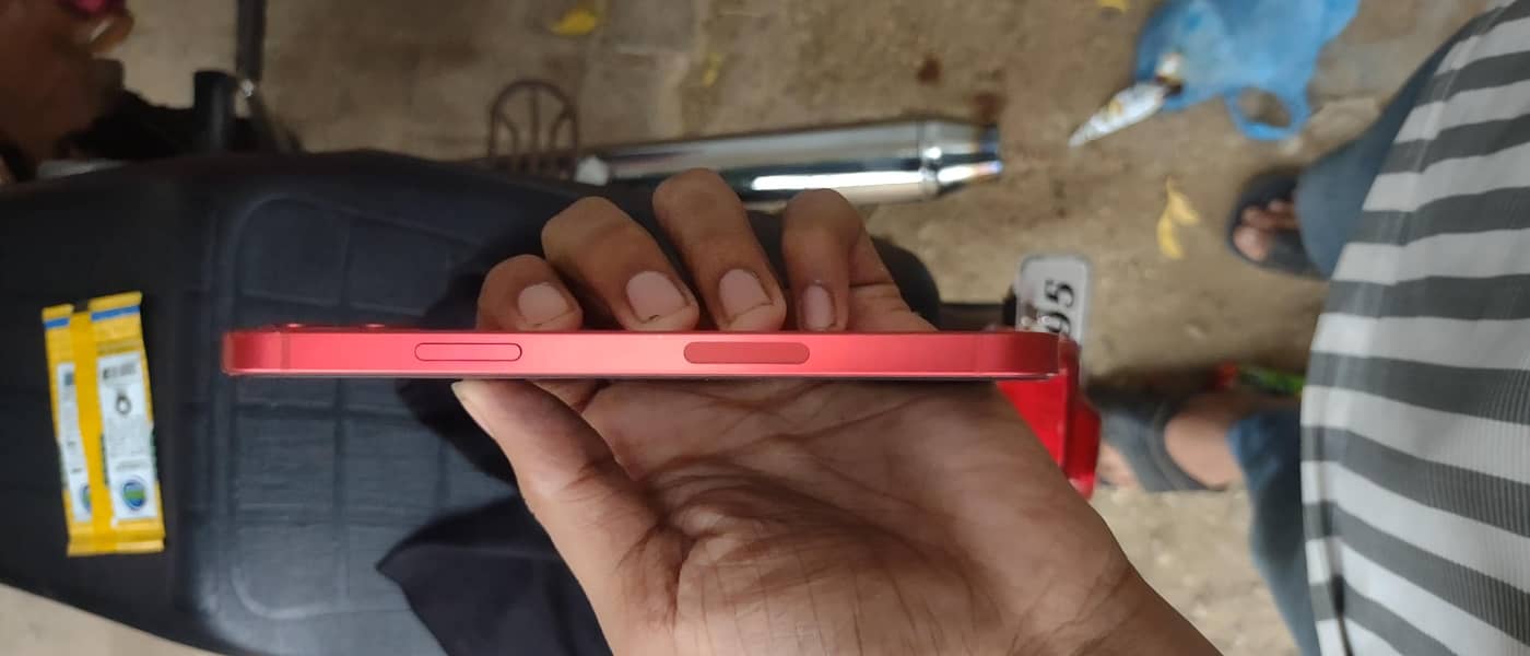 Apple iPhone 12 3
