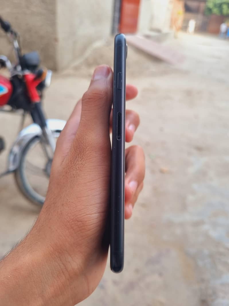 Apple iPhone SE 1