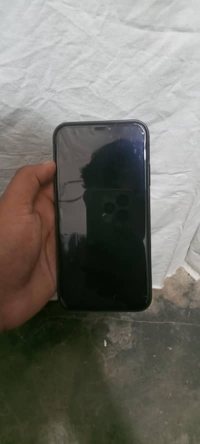 Apple iPhone 11